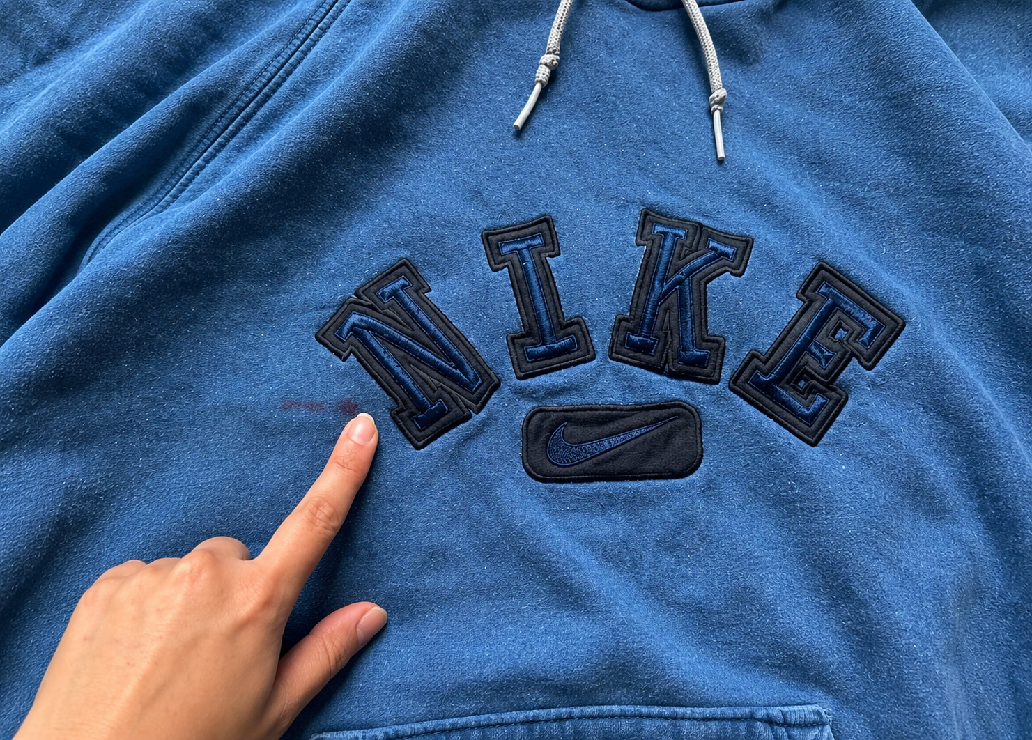 Vintage Nike Y2K Pullover Hoodie Blue